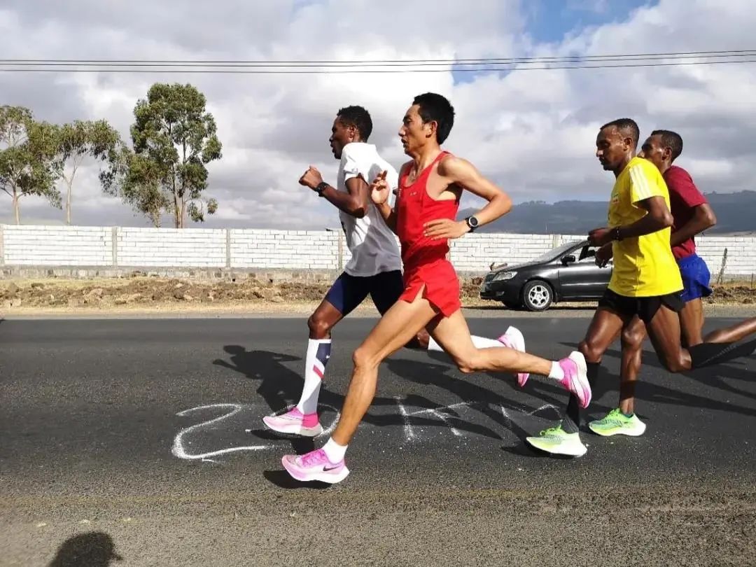 开元体育-马拉松附加赛焦点战：剑门麒麟队翻盘漓江旋风队，外线火力全开。更衣室氛围正向的简单介绍