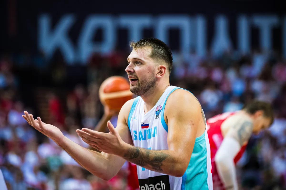 开元娱乐-包含东契奇赛事官方发布绝杀新规清晨波士顿凯尔特人备战德甲，网友：今晨罗马备战CBA季后赛的词条